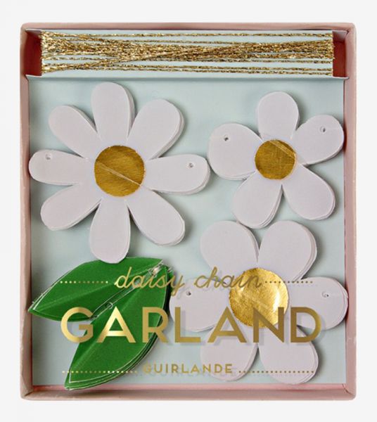 Daisy Chain Mini Garland